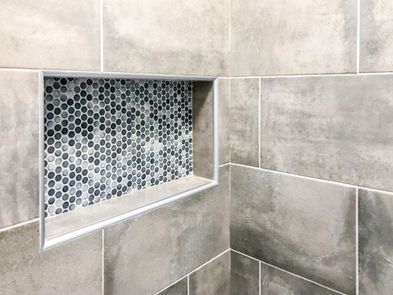 Walk-In Shower with Niche